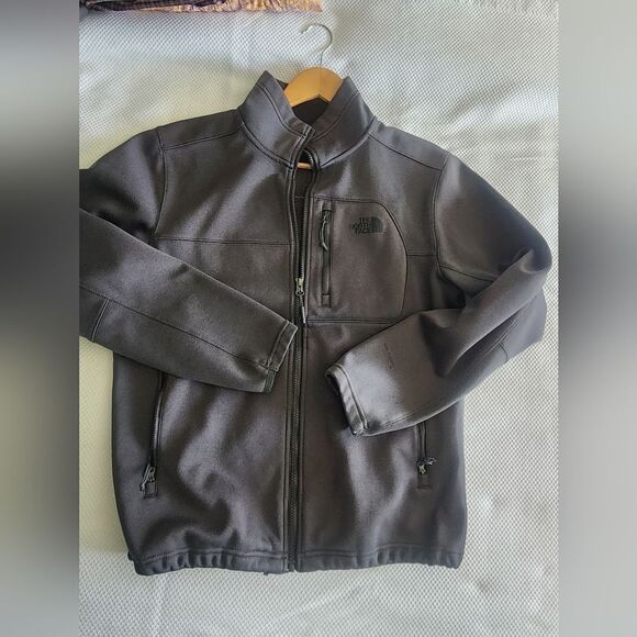 The North Face Men's Black Jacket Zip Up - Picture 6 of 11